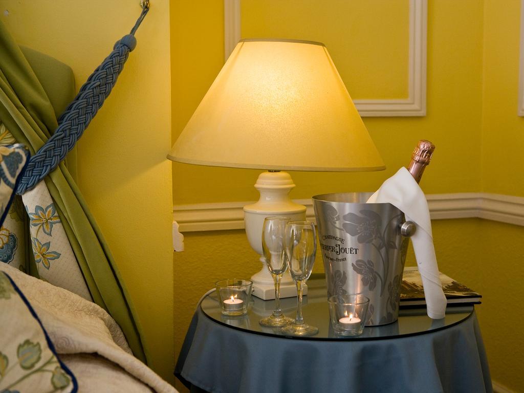 Langrish House Bed & Breakfast Petersfield Room photo